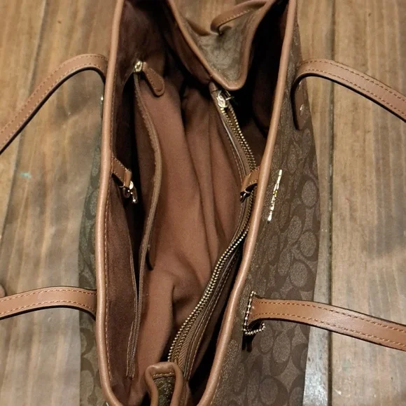 Coach Drawstring Carryall in Signature Canvas 2017 So Pretty Clean - Picture 11 of 14